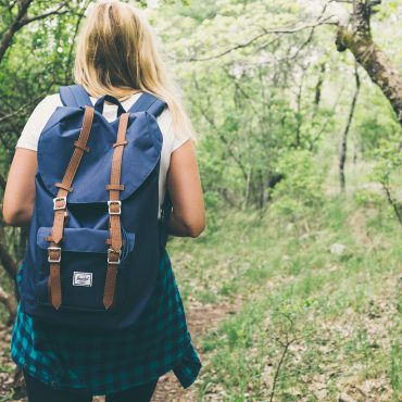 backpack-1836594_1920
